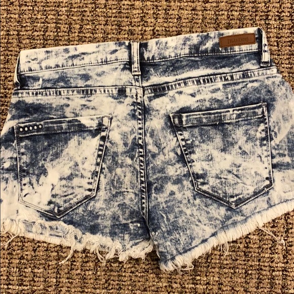 Jean shorts - Picture 2 of 2